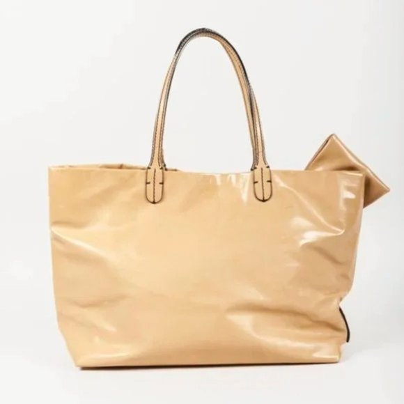 Valentino Garavani Large Lacca Sand Bow Trim Tote - Picture 4 of 11